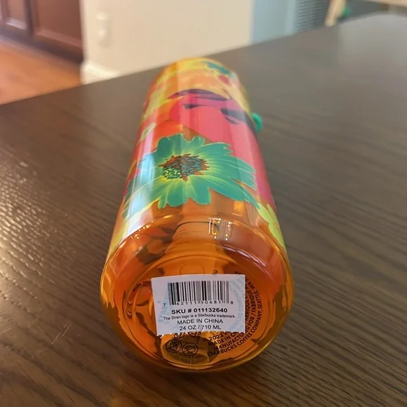 FIRM price Starbucks Water Bottle - Picture 3 of 5